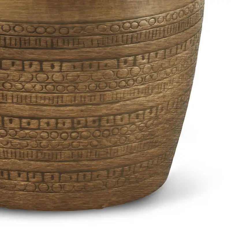 Table d'appoint en métal de 15 po avec motif tribal large et assemblée - 15 larg. x 15 prof. x 20 haut.