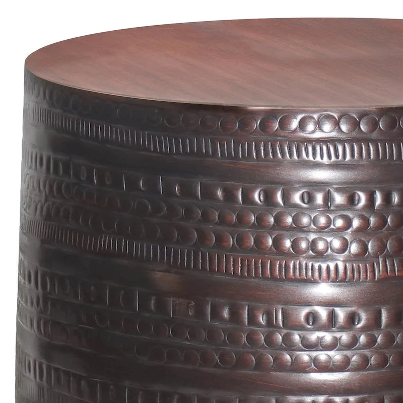 Table d'appoint en métal de 15 po avec motif tribal large et assemblée - 15 larg. x 15 prof. x 20 haut.