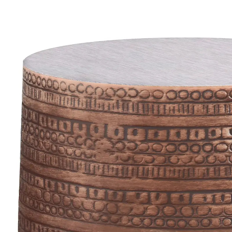 Table d'appoint en métal de 15 po avec motif tribal large et assemblée - 15 larg. x 15 prof. x 20 haut.